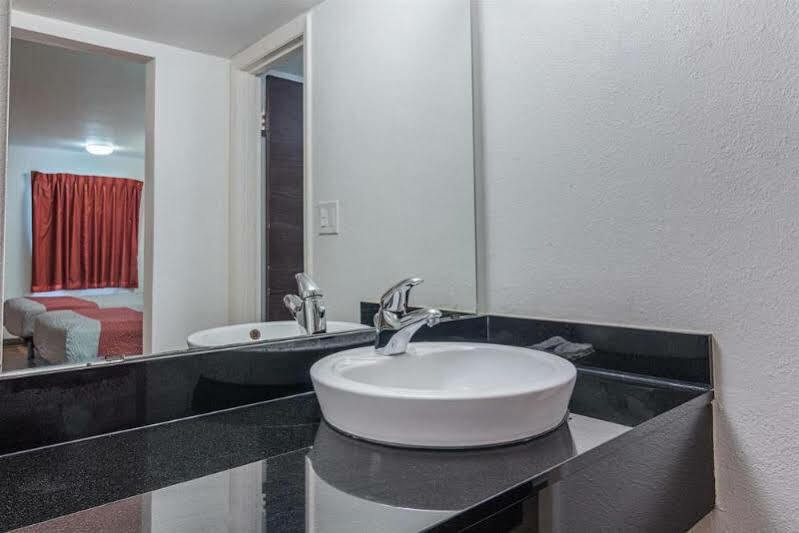 Oyo Hotel Texarkana North Heights Ar Hwy I-30 ภายนอก รูปภาพ