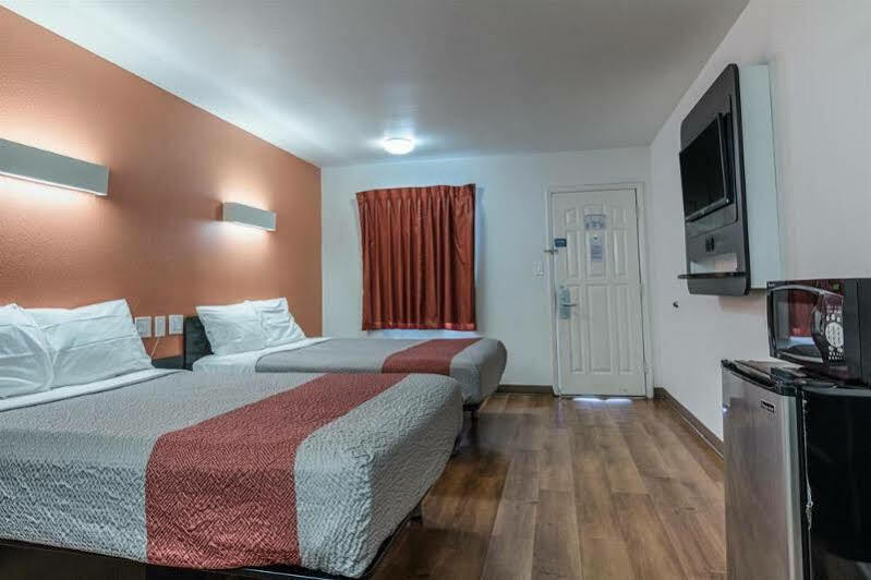 Oyo Hotel Texarkana North Heights Ar Hwy I-30 ภายนอก รูปภาพ