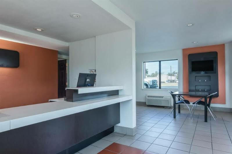 Oyo Hotel Texarkana North Heights Ar Hwy I-30 ภายนอก รูปภาพ